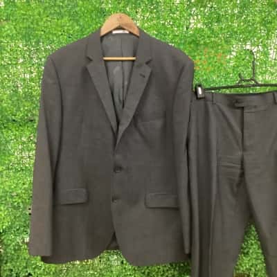  Cambridge Mens  Size L Grey suit