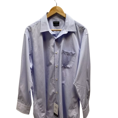 Van Heusen Mens Size 42 Blue Pattern Shirt