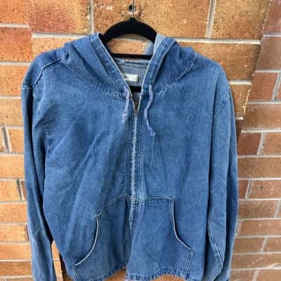 Wrangler Womens  Size 12 Hooded Zip up Denim Shirt 