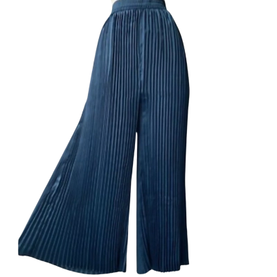 BNWT* Trenery   Pleat Pull On Crop Pant.  Petrol Blue.   Size 8 