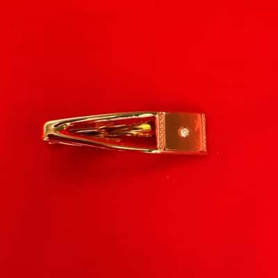  Men’s Vintage Hickok Gold Tone Tie Bar featuring a Diamanté 