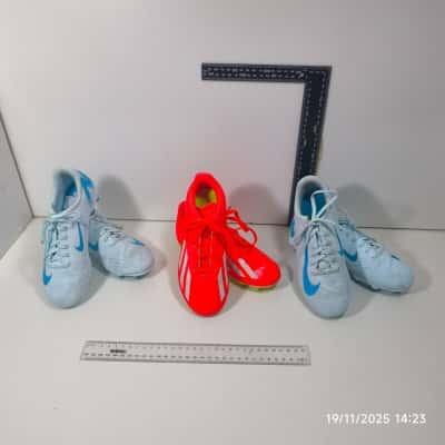 Adidas / Nike Size 1Y PreOwned Trio of Soccer Footy Boots 