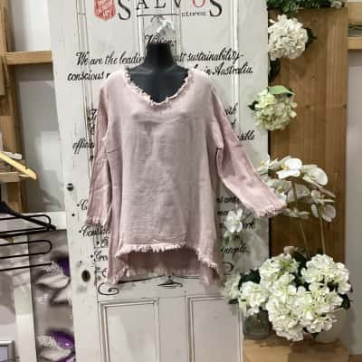 IMAGINE BRAND! Womens  Size L / M Long Sleeve Shirt Pink! MADE IN ITALY WITH A COTTON LINEN BLEND! BEAUTIFUL DUSTY PINK COLOUR! HAS A HIGH LOW AND RAW HEM! PERFECT FOR DRESSING UP OR DOWN!
