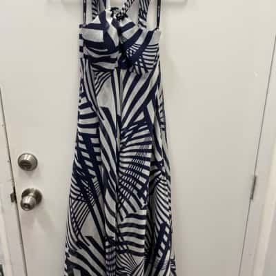 Womens  Size 8 Casual Dress Blue / White 