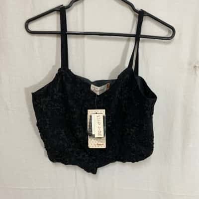 New Rockmans Size 14 Cropped Top Black  