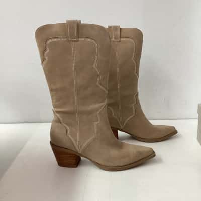 BELLINI Womens Dariel cowboy boots   Size 9 Taupe 