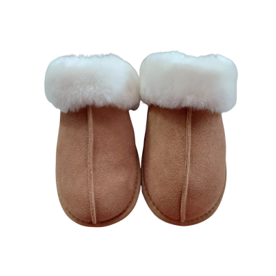 Womens Ugg Size L Slippers