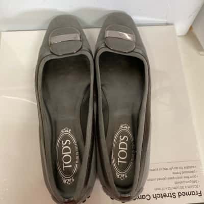 Tod's Womens  Size 40 Flats Grey 