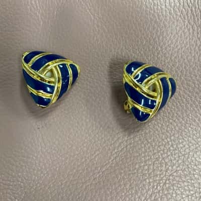  Womens Vintage Triangular Navy Blue and Gold Tone Clip On Earrings