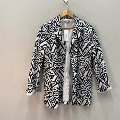  YH & CO Womens  Size 14 Blazer Black  / White 