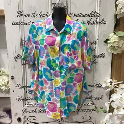 Proud Poppy Clothing Brand! DESIGNED IN AUSTRALIA! GORGEOUS FUN & FUNKY PRINT SHORT SLEEVED SHIRT COLLAR BUTTON UP SHIRT! Womens  Size 8 Button Up Top / Short Sleeve Shirt Multicoloured / Pattern 