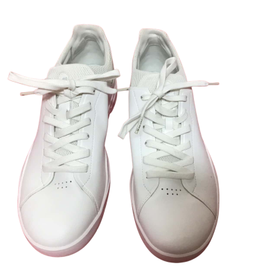  On Mens  Size 9.5 "The Roger" Tennis Trainers 