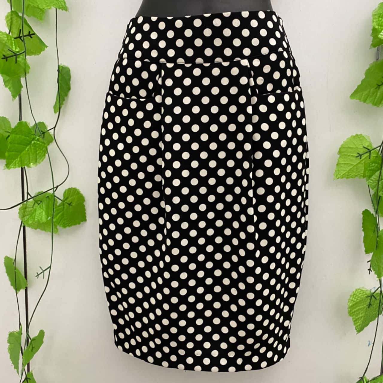 Womens TOKITO Black and White Polka Dot Skirt Brand New(s) — free download