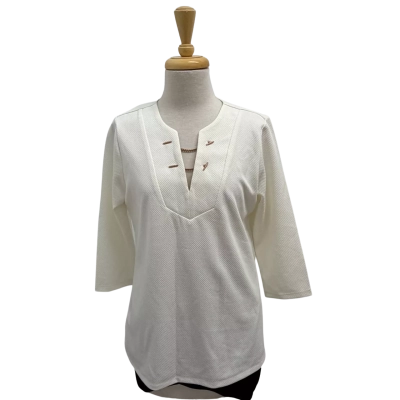 Liz Jordan 3/4 Sleeve V-neck Blouse.  Size M.  New with tags