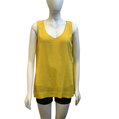 Brand New Blue Illusion Womens  Size L Sleeveless Top Yellow