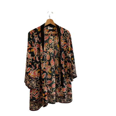 Postie brand  Womens  open kimono style Size 14 Pattern  