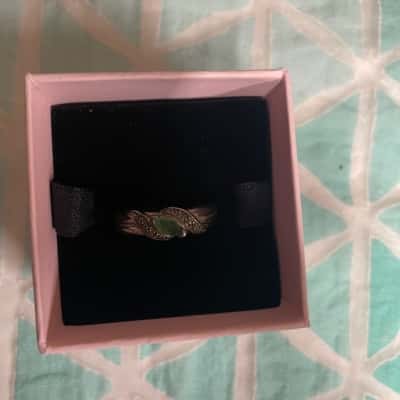 Womens 925 Silver Ring With Green Stone 