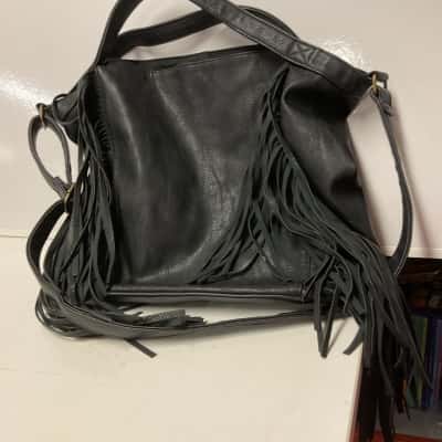 Amber rose  Womens Tote Bag Black with tassels