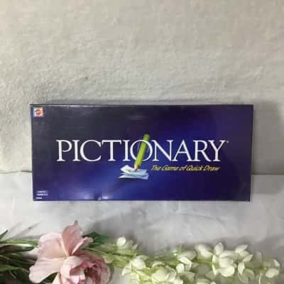 Pictionary Board Game 2006 Edition - New & Sealed 
