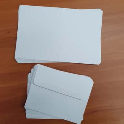Pack Of 20 Blank White Cards & Envelopes