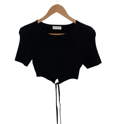 Luck & Trouble Womens  Size 10 Cropped Top / Short Sleeve Top Black  