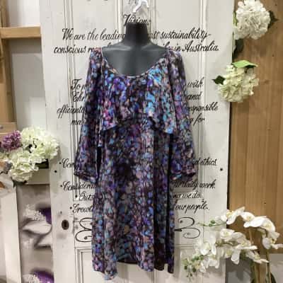 Witchery Brand! BNWT RRP $189.95!! 100% SILK MIDI DRESS! Womens  Size 16 Babydoll Dress / Shift Dress / Short Sleeve Dress  Multicoloured / Pattern 