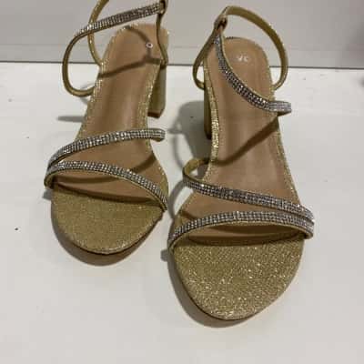 Womens strapy heels
