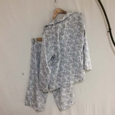 White Romance Womens  Size M Blue / Purple / White PJ Set 
