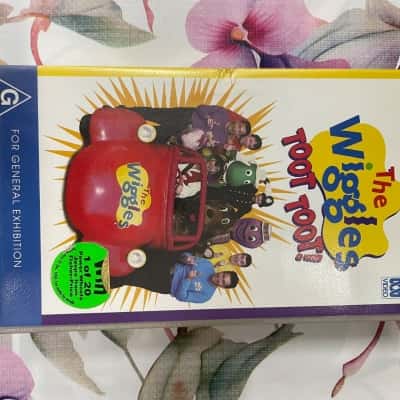 The Wiggles - Toot Toot Video