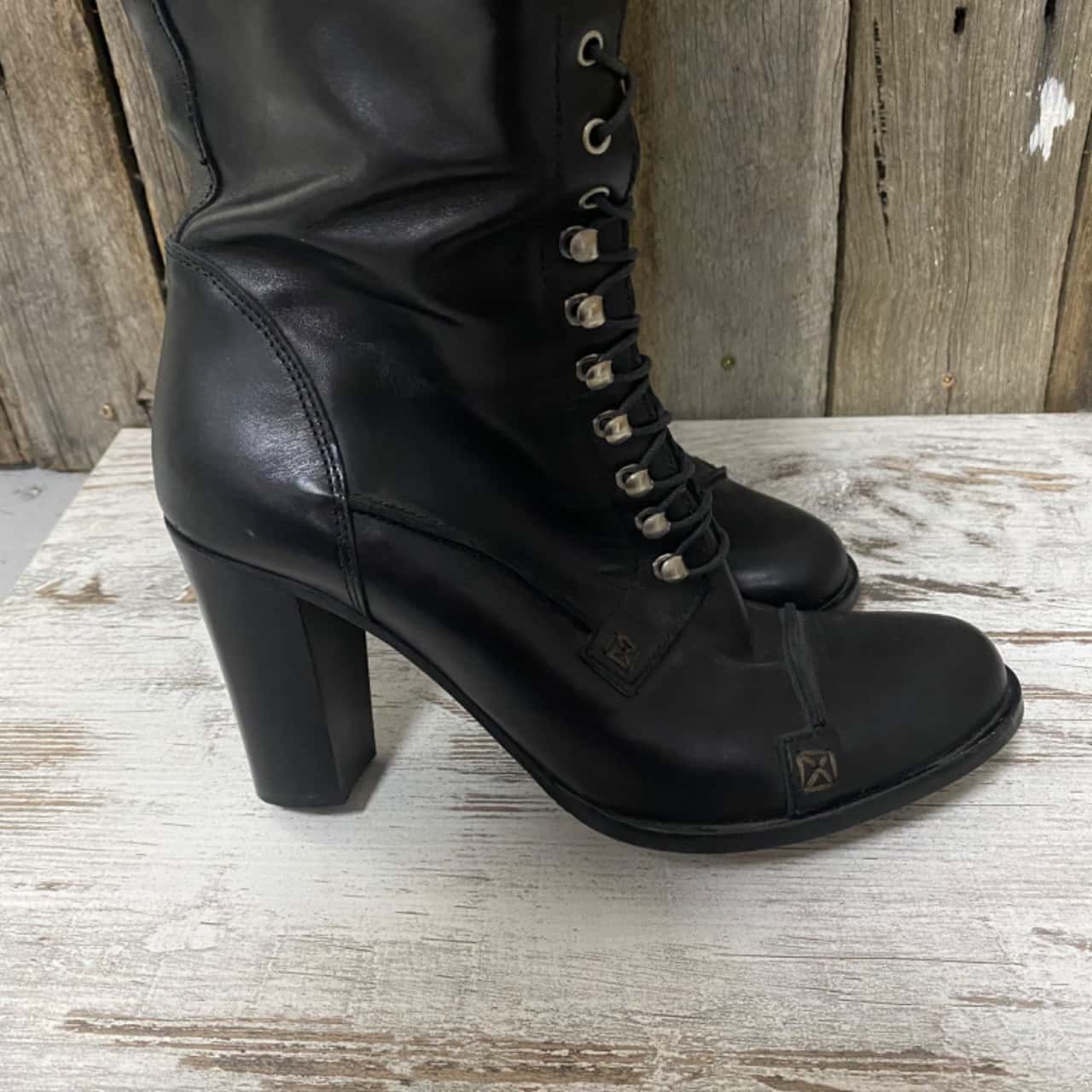 charles david leather boots