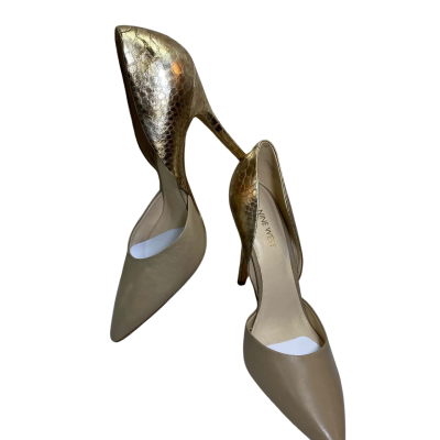 Nine West Womens  Size 9.5 NWMALDIVE3 Gold/Mousse Leather 
