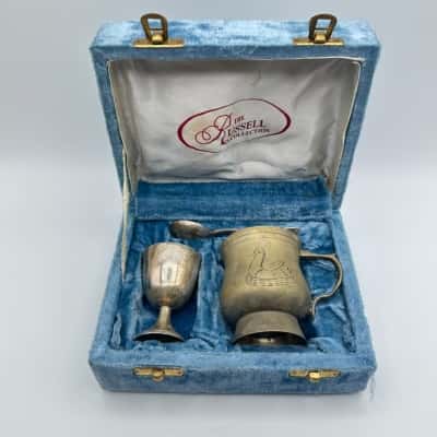 The Russel Collection Christening Set