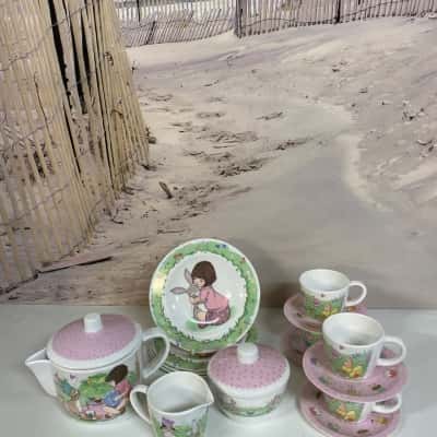 Belle & Boo Tea Set