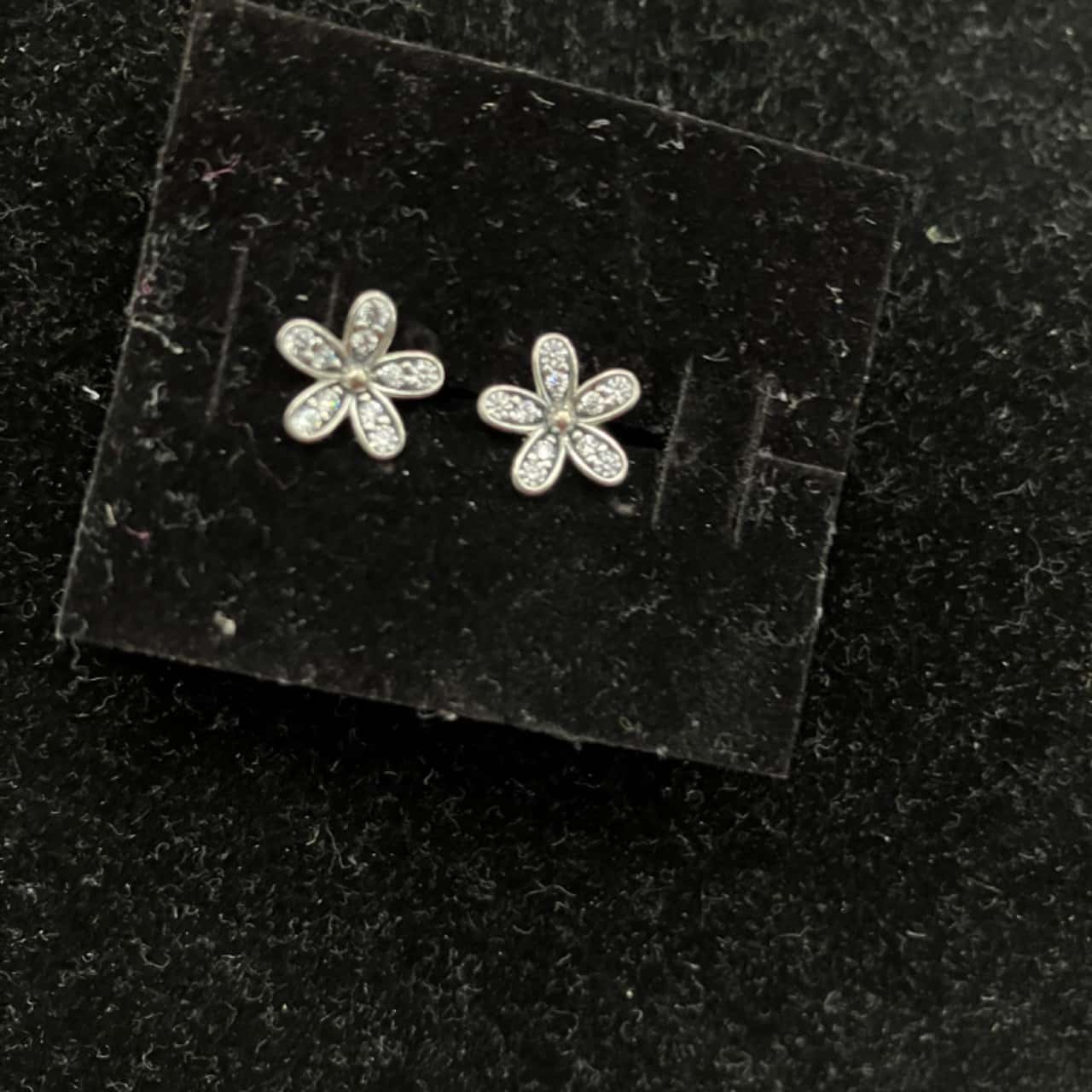 Women’s Flower stud Earrings Silver 925(s)
