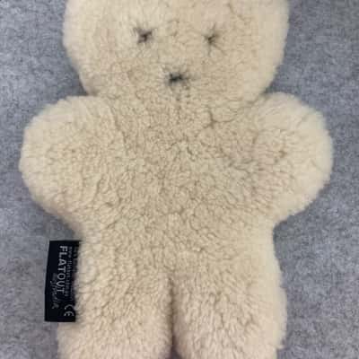 Flatout Australia, 100% Australian sheepskin bear