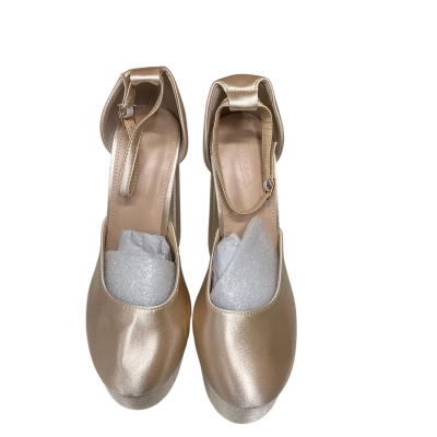 Womens  Size 41 Platforms Champagne 