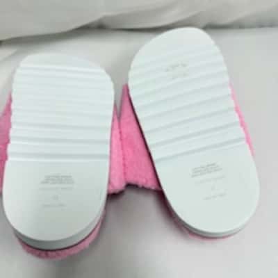 Country Road Womens  Size 38 Pink  slippers 