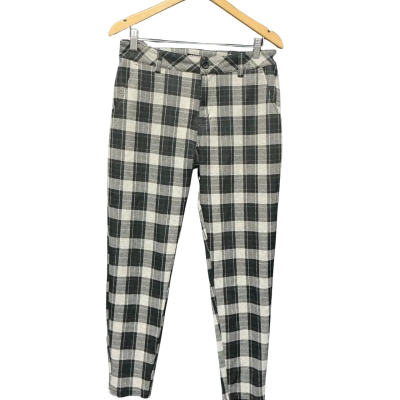 Youngla  Womens  Size 30 -34 adjustable sizes pants
