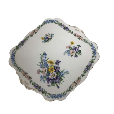 'Roslyn'  Garland' Plate Fine Bone China - Made in England