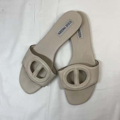 Steve Madden Womens Slip-on Size 37.5 Sandals Beige 