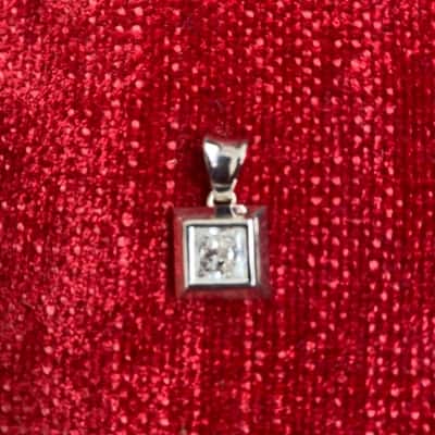  Womens Pendant cz