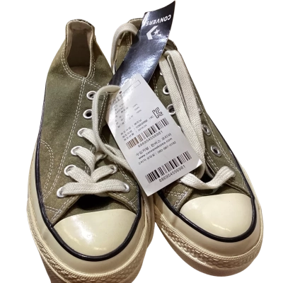 Converse Unisex  Size 6 / 8 Sneakers Khaki 