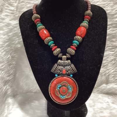  Women's Multicoloured Necklace 