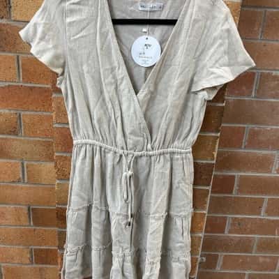  Womens Grace& Co Size 8 Mini Dress Beige 