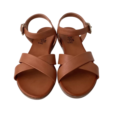NEW - I Love Billy Womens  Size 37 Sandals Tan