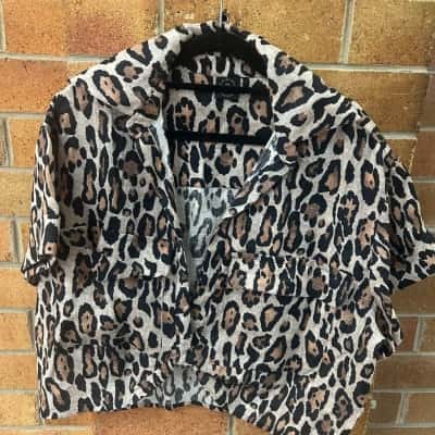  Womens Bold as Brass Couture   Size S Animal print 
