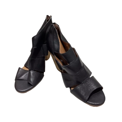 Wittner Womens  Size 38 Heels Black  USED Like New