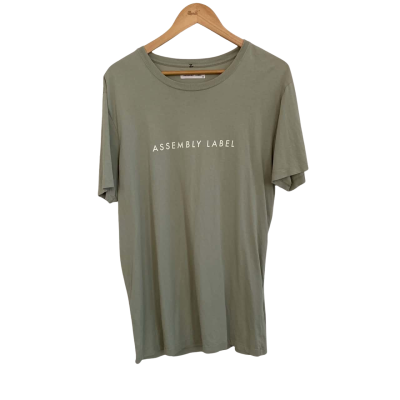 Assembly Label Mens  Size M Short Sleeve Shirt Green 