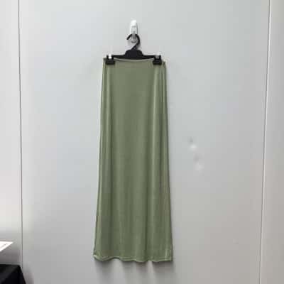 Princess Polly Womens  Size 6 Green skirt