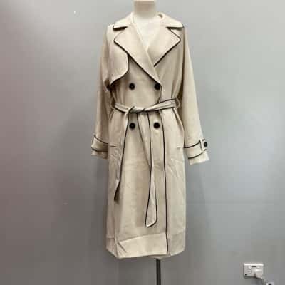 Style State Womens  Size 8 Springtime Trenchcoat Black  / Natural 